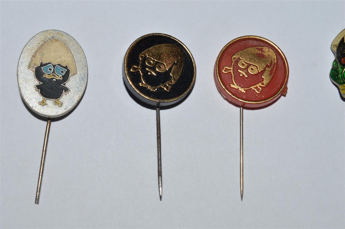 Calimero カリメロ Kalimero Cartoon Comic vintage pin badge lot