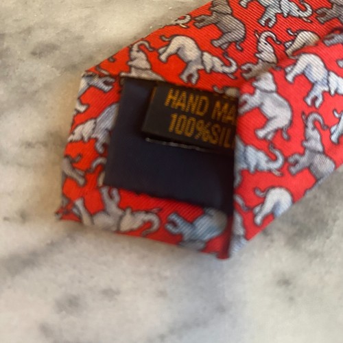 ALYNN 100% Silk Handmade Red Necktie Grey Elephant Pattern Republican~3.25" J13 - Picture 5 of 7