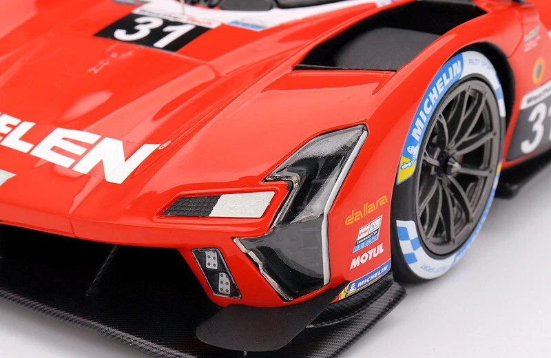 TS0494 CADILLAC V-LMDH 5.5L V8 WHELEN ENGINEERING N31 12h SEBRING 2023 RED BLACK - Immagine 4 di 4