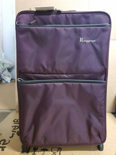 IT Luggage Worlds Lightest Suitcase Potent Purple Medium 69cm New - Picture 8 of 9