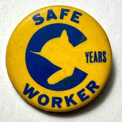 1980 C&O Railroad Safe Worker 1.5'' MATTE FINISH Pinback Button Stylized Chessie