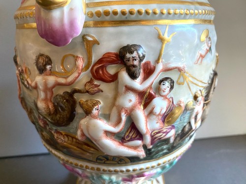 Pair Amphora-Style Capodimonte Vase, 15'', relief mythological scene, 19 century - Picture 10 of 19