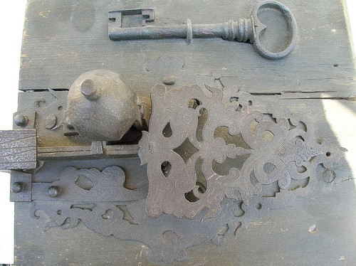 17/18TH C. RARE IRON MAIN DOOR/GATE LOCK 10" X 5 3/4" - BEST OFFER - #2 OF 19 - Picture 9 of 10