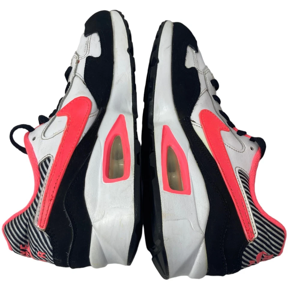 Nike Air Max Zapatos Niña Talla 6.5 Juvenil Blanco Hiper Rosa Negro Tenis Mujeres 8 Foto 4 de 4