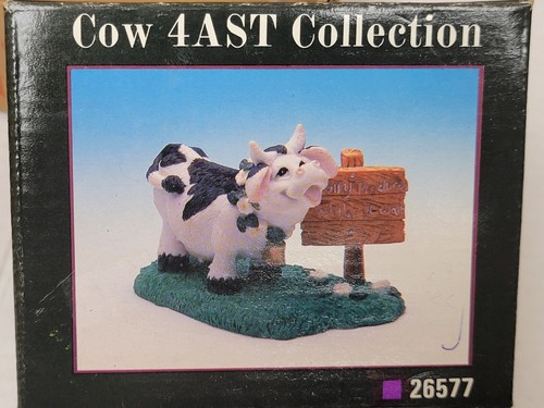 Young's Collectables, Cow Figurine - Statue, Dairy Products While-U-Wait (26577) - Picture 4 of 5