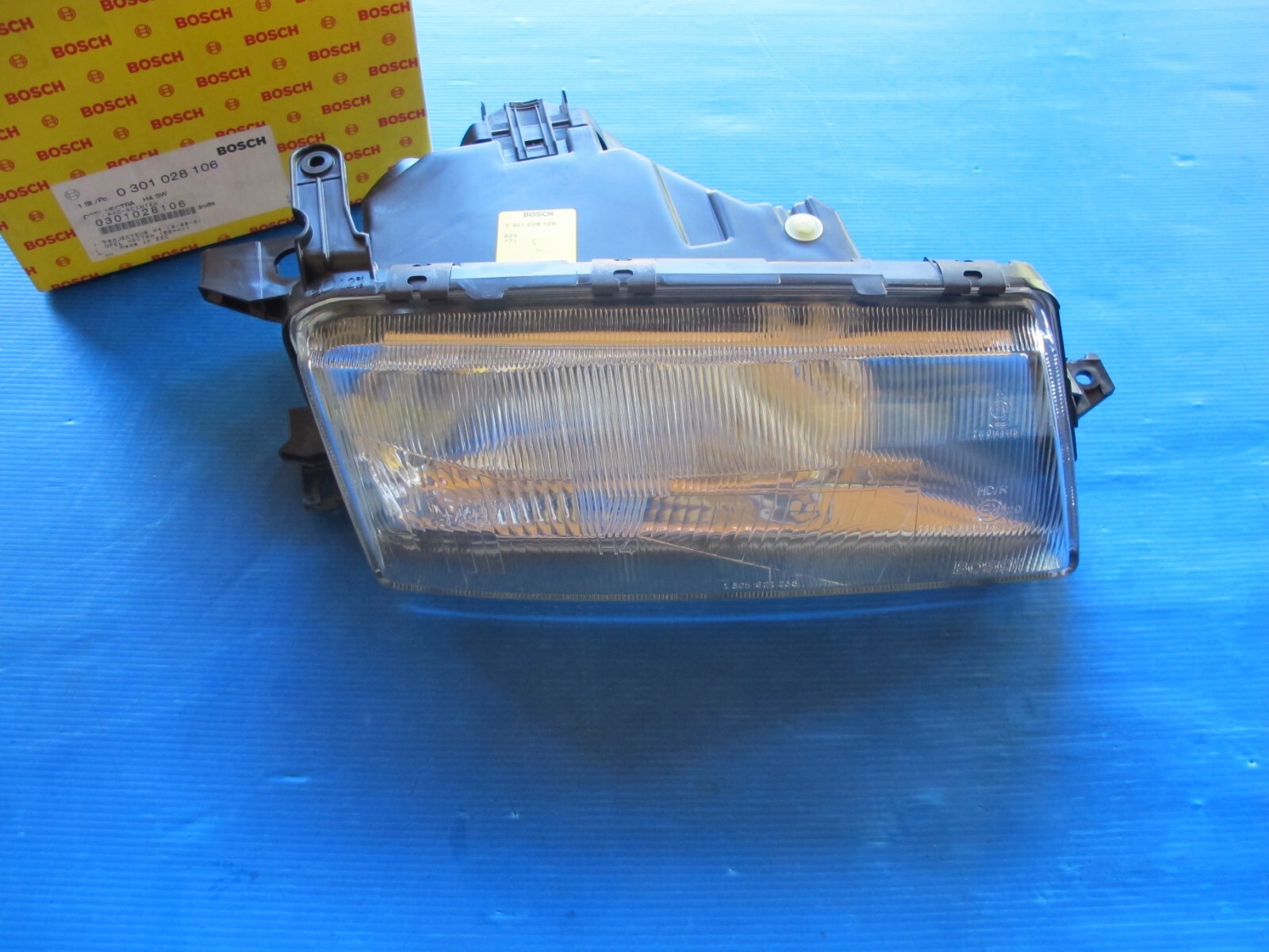 Phare droit Bosch H4 pour Opel Vectra résout le problème de visibilité de nuit 1988-1992