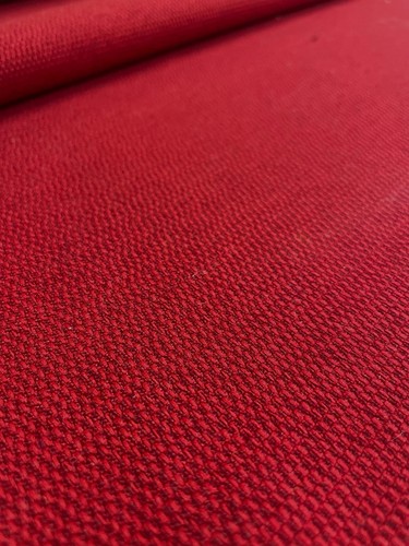 Tela de tapicería de poliéster roja Maharam Messenger Mao de 3,875 yardas 458640-025 - C-3 - Imagen 2 de 10