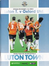2015/16 LUTON TOWN v OXFORD UNITED SKY BET LEAGUE TWO PROGRAMME 15/08/2015