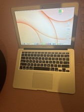 Apple MacBook Air 13.3 Intel Core i5 with 8GB Memory