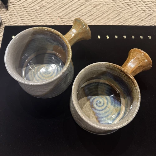 Vintage Wheel Thrown Studio Pottery Chili/ Soup With Handle~ Signed Lois