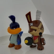 Kidrobot Wile E. Coyote & Road Runner 3" Vinyl Art Figures Looney Tunes Series