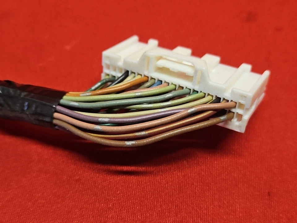 2007 2008 2009 - Nissan Pathfinder - Speedometer / Cluster - PIGTAIL WIRING ONLY - image 2 of 4