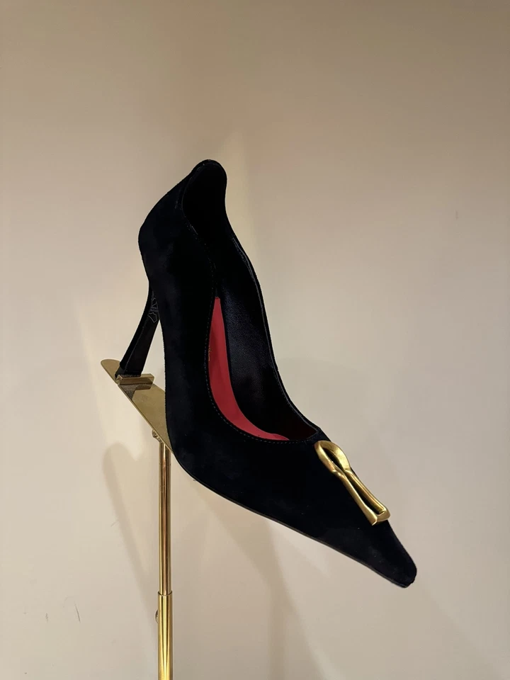Elsa Schiaparelli 6CM stiletto suede fashion special-shaped metal pointed sandal - Image 3 of 4