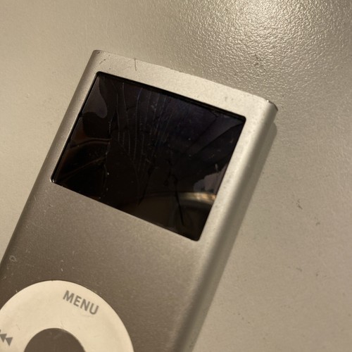 Hs - Apple Ipod Nano 2ème Gen 4go 4gb - A1199 - Écran Hs - Picture 4 of 11