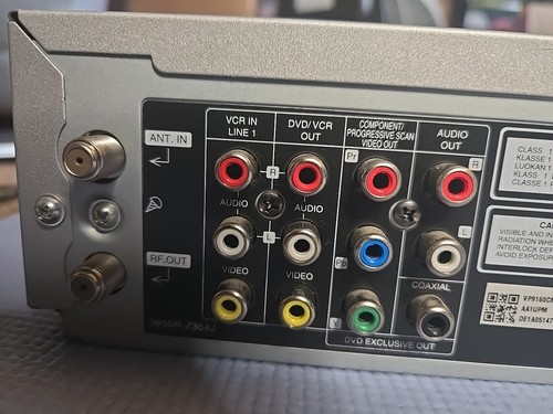 Reproductor de DVD/VCR Magnavox MVD 560VR - Imagen 5 de 7