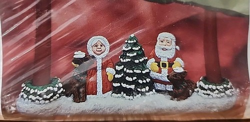 Wee Crafts "Mr & Mrs Claus" Santa Candleholder Christmas California Creations - Picture 2 of 4