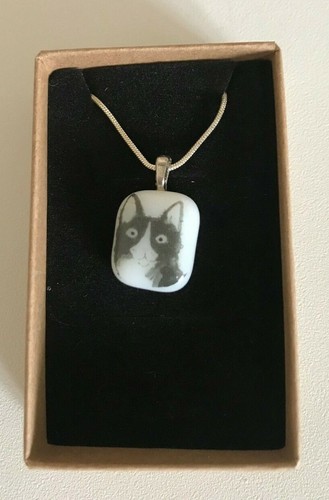 Handmade Fused Glass Dog/Cat/Butterfly necklaces - Picture 12 of 19