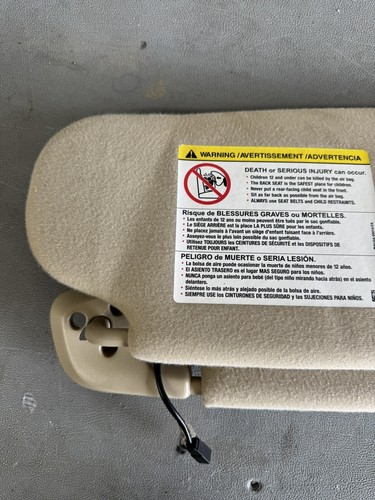 15 16 17 Ford Expedition Front Left Right Sunvisor Sun Visor Set Beige 1385 OEM - Picture 3 of 11