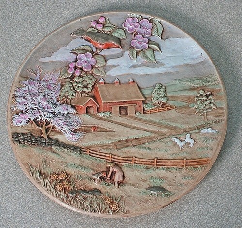 Byron Molds 3D Ceramic Wall Hanging Plate 1980