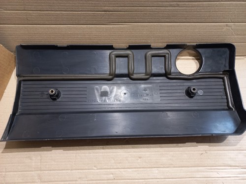 BMW E36 / E34 M50 PETROL ENGINE COVER / CYLINDER HEAD COVER 17391730 / 1739173.0 - Picture 5 of 8