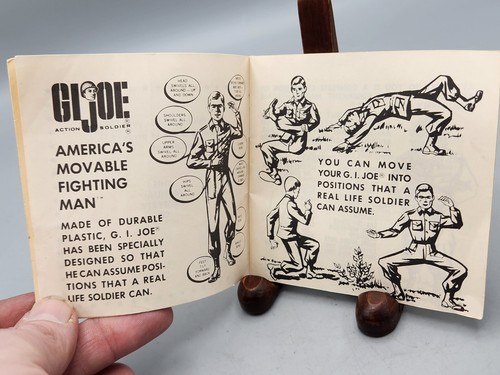 Vintage Gijoe Action Soldier FM75-00 Training Manual, 1964 Hassenfeld Bros Inc - Picture 4 of 5