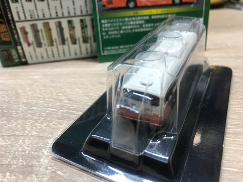 Kyosho - 1/150 - Die-Cast Bus Collection - type 4 KV234 L1 - Mini Car Bus R61 - Picture 9 of 13