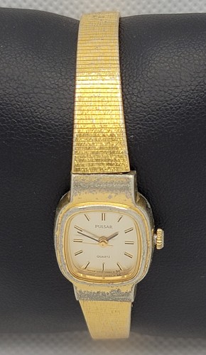 Ladies Pulsar Classic Dress Gold Tone Analog Watch V233-6070 I3 - Picture 4 of 8