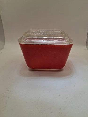 Vintage Pyrex 501 Red Glass Refrigerator Dish Container with Lid