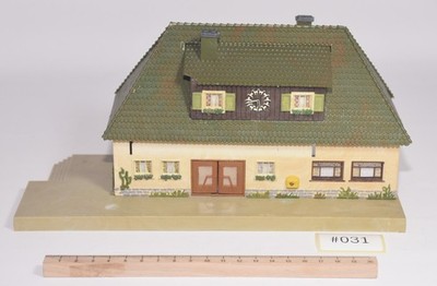#031 Faller H0 B 106, Bahnhof Steinbach, fertig gebaut