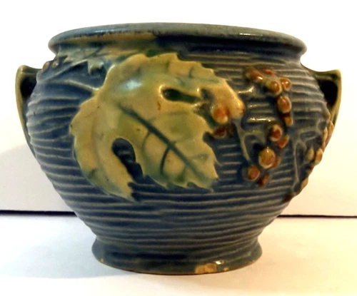 Vintage Roseville Pottery Bushberry Small 3” Tall Vase/Pot