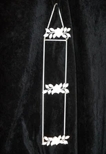 26" METAL PLATE RACK White FLOWERS & LEAVES 3 TIER Display Holder Wall Mount