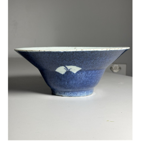 Blue & White Ceramic Bowl Floral Flower Pattern Round Glossy Finish