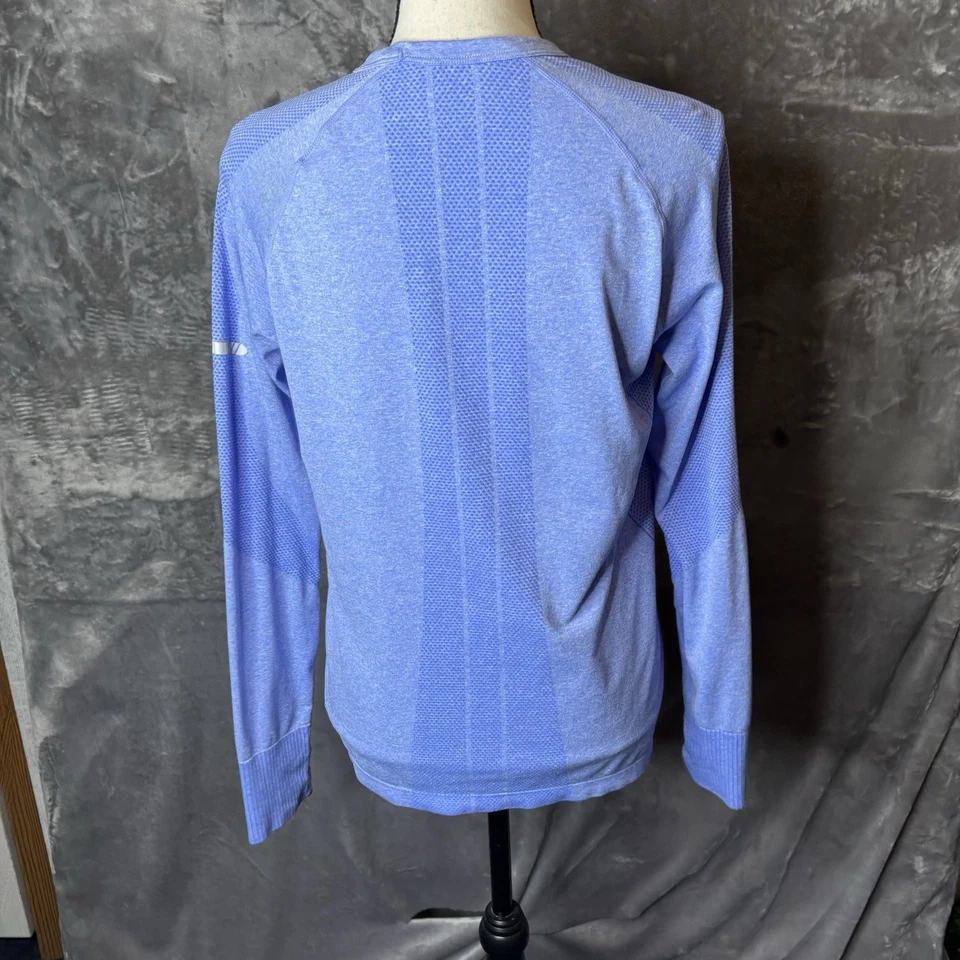 BCG Top Mujer Pullover Mediano Azul Claro Agujeros para Pulgar Mangas Largas Foto 4 de 4