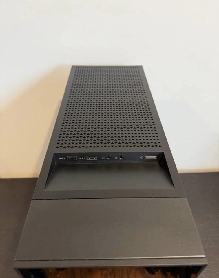 HP OMEN Gaming Desktop | RX 6600XT, AMD Ryzen 5 5600G 6-Core, 16GB RAM, 1TB SSD - Image 3 of 4