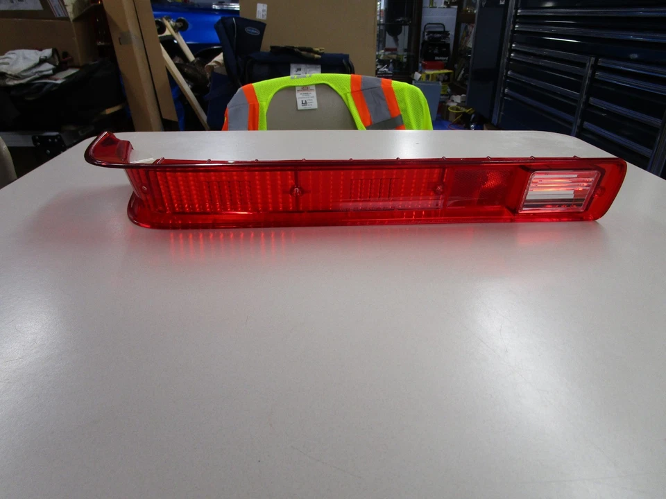 Lente de luz trasera Pontiac GTO Lemans T37 Tempest R&L 1970, 1971, 1972 Foto 4 de 4