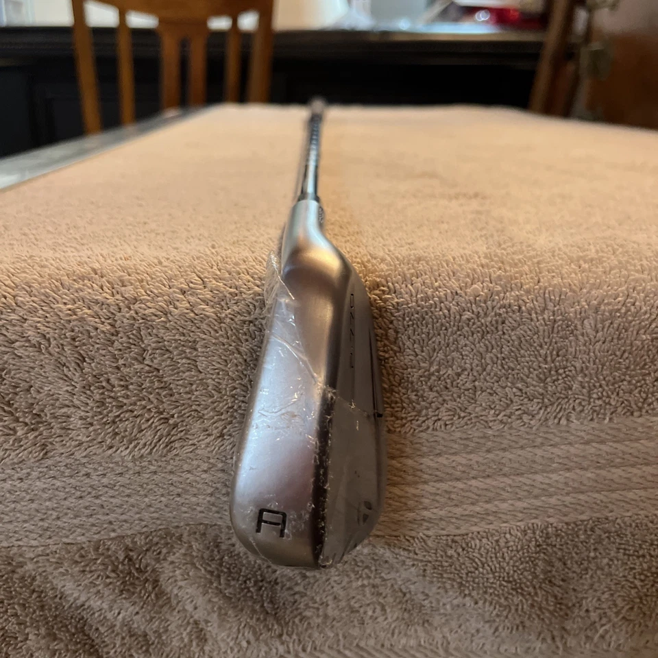 TaylorMade P770 Forged Approach Gap Wedge KBS Tour Stiff Flex Shaft, Ships Today - Image 2 of 4