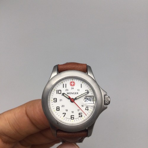 Wenger Swiss Military Watch Women 31mm Silver Tone Date Leather Band New Battery - Picture 7 of 16