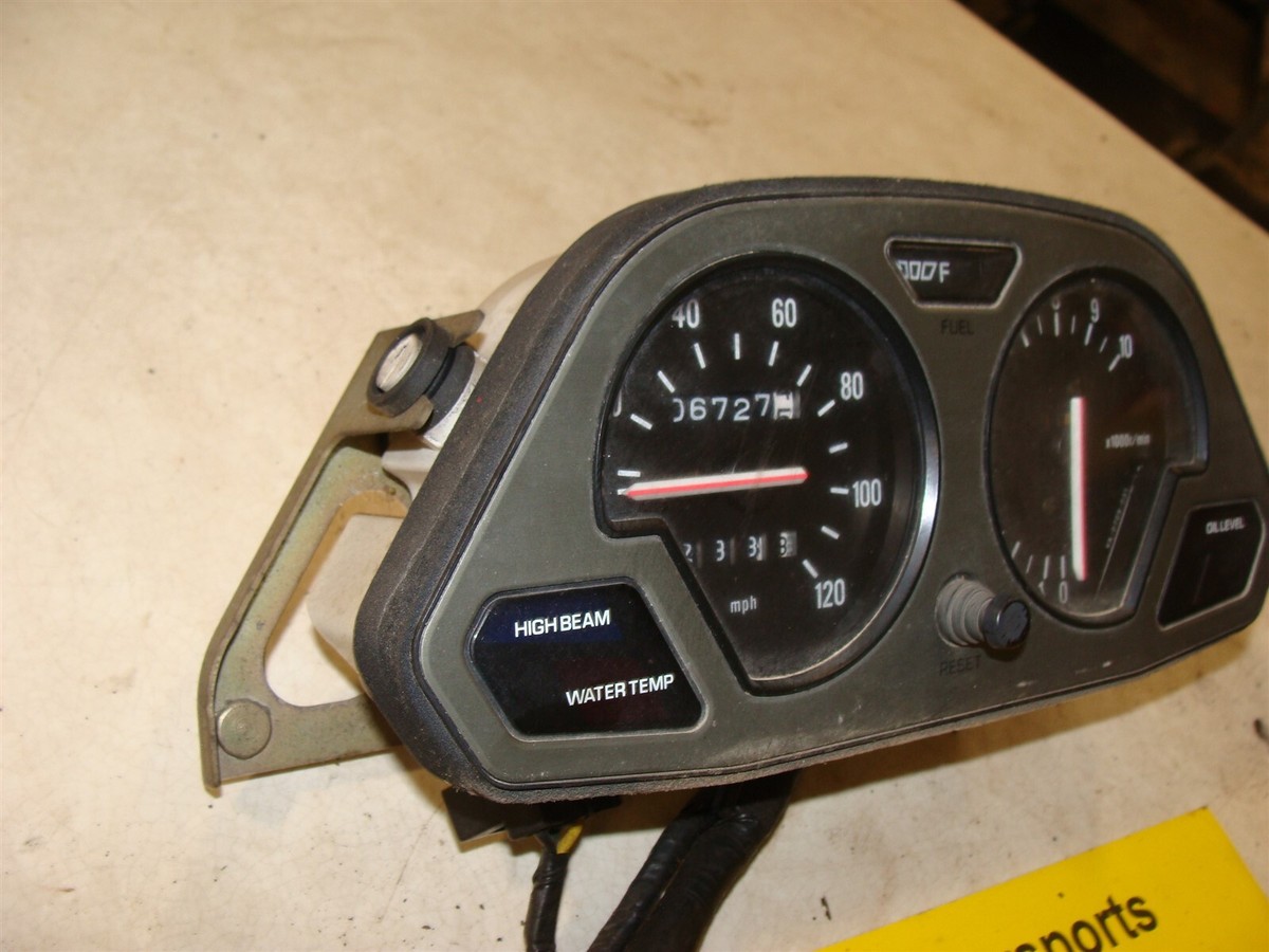1997 YAMAHA VMAX SX 600 8CR 8CV speedometer gauge cluster 1997 YAMAHA VMAX SX 600 8CR 8CV speedometer gauge cluster