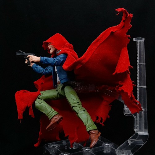 Marvel Legends Marvel's The Hood Dedicated Wire Red Cape - Picture 4 of 12