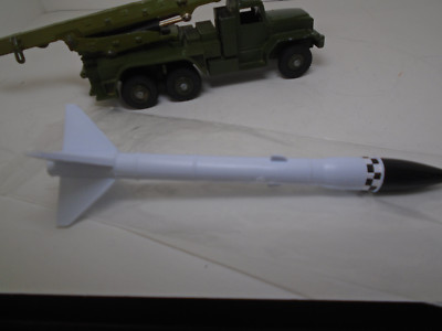 DINKY SUPERTOYSミサイルランチャー665 DINKY TOYS REPLACEMENT MISSILE FOR #665 HONEST JOHN