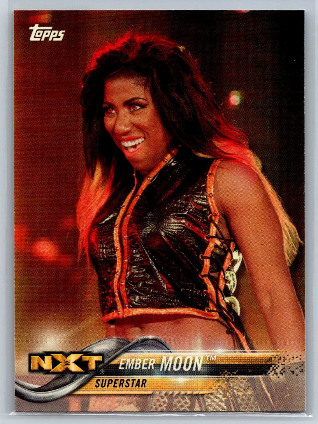 2018 Topps WWE Ember Moon #32