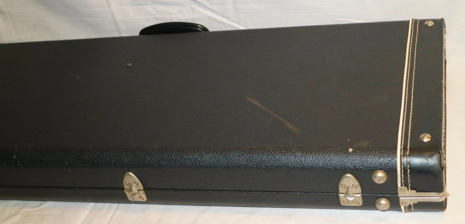 Picture 3 of 24