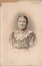 Vintage RPPC Postcard Woman Wearing Floral Dress with Lace Collar          12672