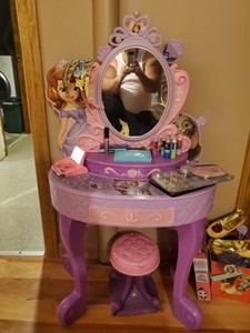 Sofia The First Dresser With Mirror Ebay