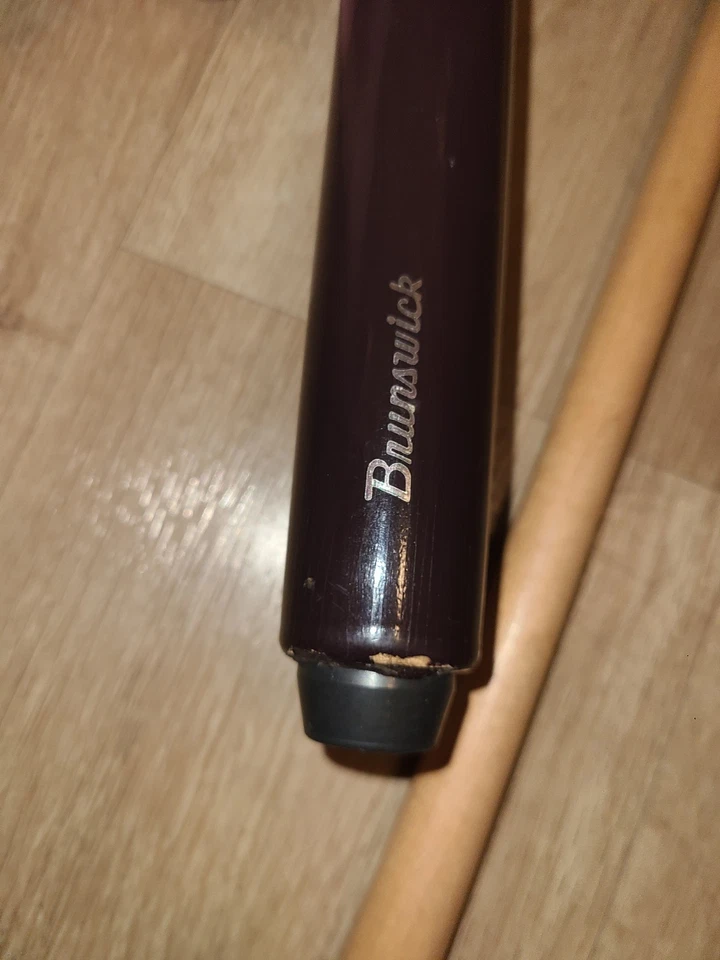 Taco de billar Brunswick vintage con estuche Brunswick 58" de largo 16 oz. Foto 3 de 4