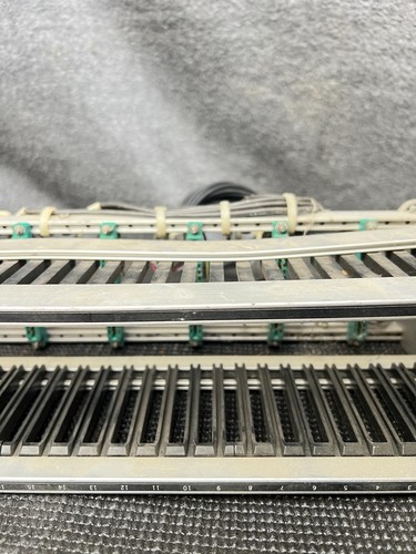 Api 312, 325 card 9-space preamp rack - Picture 2 of 5