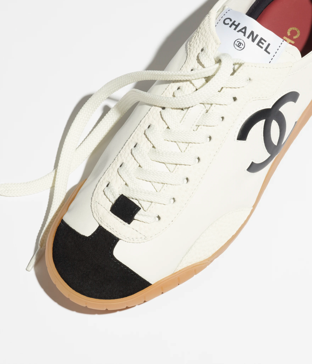 NEW 26P Jennie Chanel Classic Black White CC Sneakers Tennis Shoes