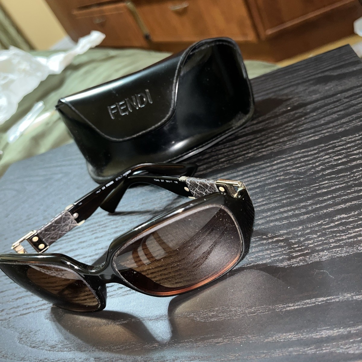 フェンディ　ヴィンテージレディースサングラス RARE FENDI (FS445) VINTAGE SUNGLASSES! GOLD-BROWN. ORIGINAL