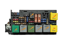 2006-2012 Mercedes GL450 ML350 Front Fuse Box...