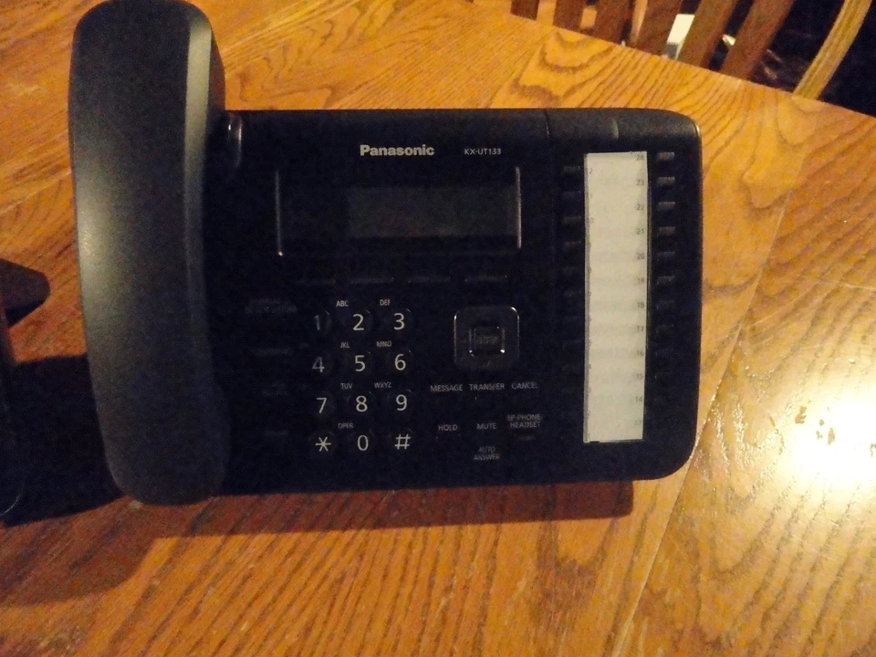 Panasonic KX-UT133B Bundle of (15) Pre-Owned Used Phones-Nice (15) Used - Image 3 of 3